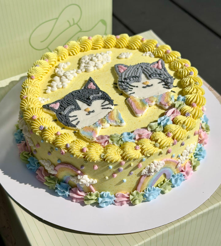 Classic Celebration Cake  - Organic Chicken