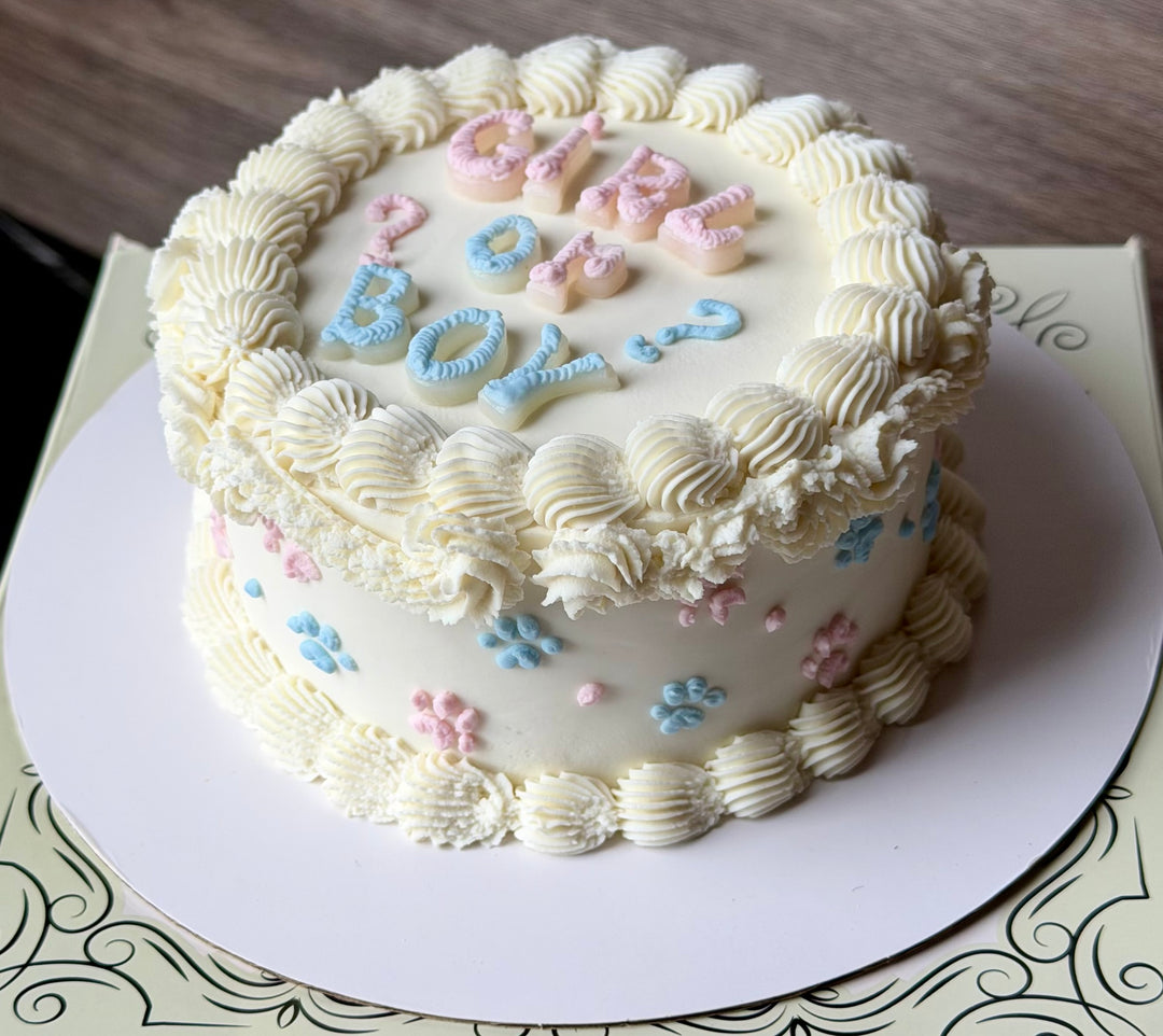 Classic Celebration Cake  - Organic Chicken