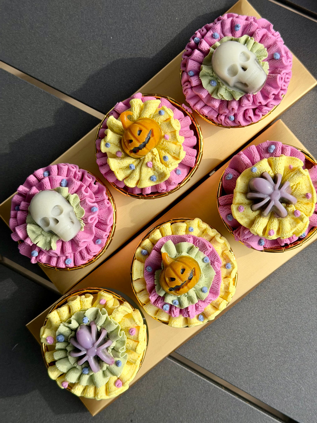 (Limited Edition!) Halloween Celebration Cupcake